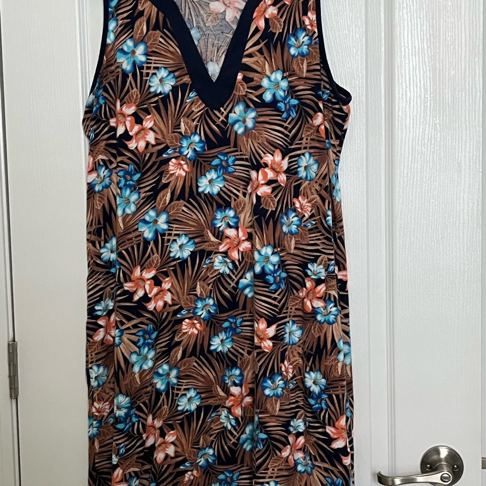 Lands' End Tropical Floral V-Neck Dress in Black, Blue & Brown